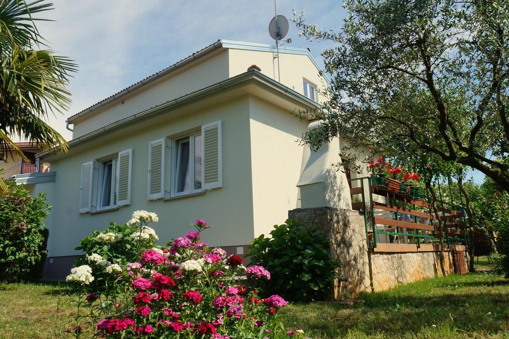 Studio And Apartment Nadia With Garden Poreč Szoba fotó