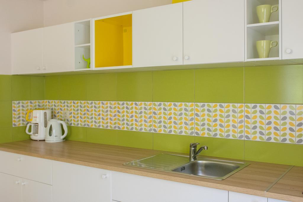 Studio And Apartment Nadia With Garden Poreč Kültér fotó